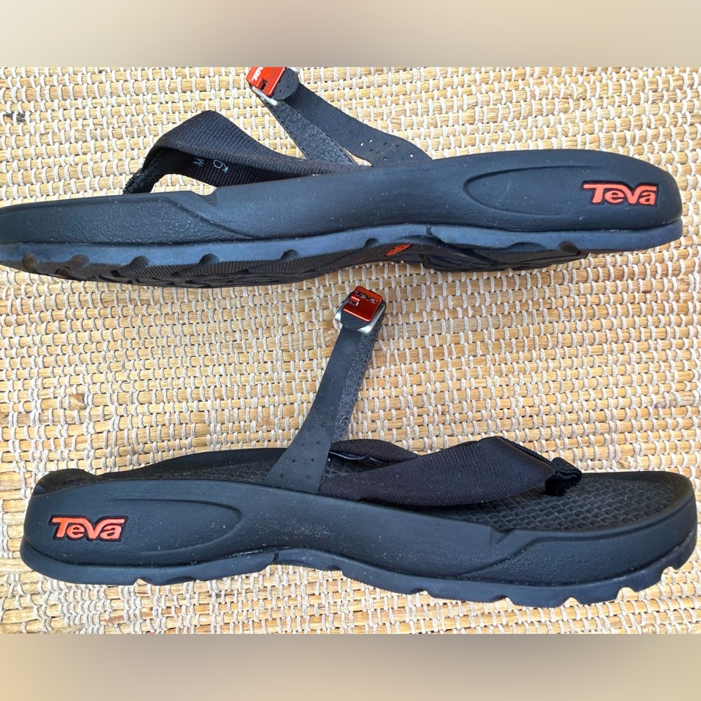 TEVA s9 men’s hiking/active sandals-upper buckle for more stability-look NEW - Picture 5 of 9